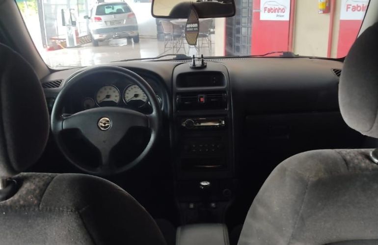 Chevrolet Astra 2.0 MPFi Advantage Sedan 8v - Foto #9