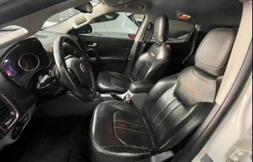 Fiat Toro 2.4 16V Multiair Volcano - Foto #5