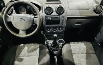 Ford Fiesta 1.0 Rocam Hatch 8v - Foto #9