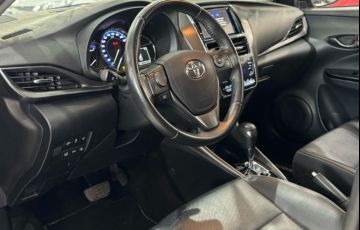 Toyota Yaris 1.5 16V Sedan Xls Connect Multidrive - Foto #5