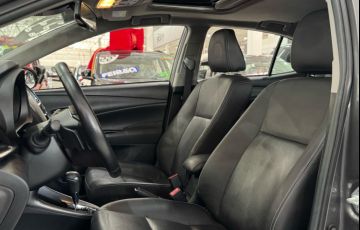 Toyota Yaris 1.5 16V Sedan Xls Connect Multidrive - Foto #6