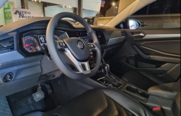 Volkswagen Jetta 1.4 250 TSi Total - Foto #5