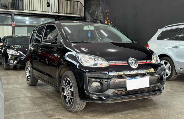 Volkswagen Up! Move 1.0 TSi Total Flex 12v 5p - Foto #2