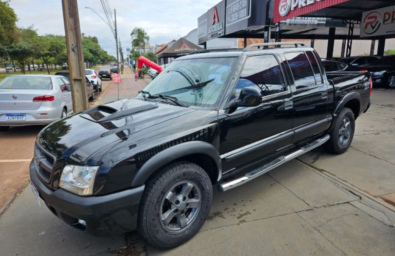 Chevrolet S10 2.4 Advantage (Cabine Dupla) - Foto #1