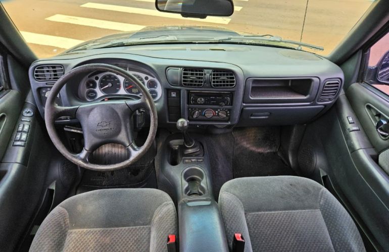 Chevrolet S10 2.4 Advantage (Cabine Dupla) - Foto #2