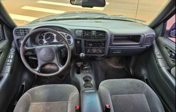 Chevrolet S10 2.4 Advantage (Cabine Dupla) - Foto #2