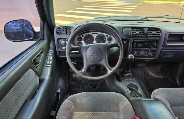 Chevrolet S10 2.4 Advantage (Cabine Dupla) - Foto #9