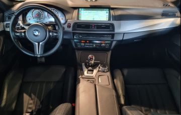 BMW M5 4.4 V8 32v - Foto #5