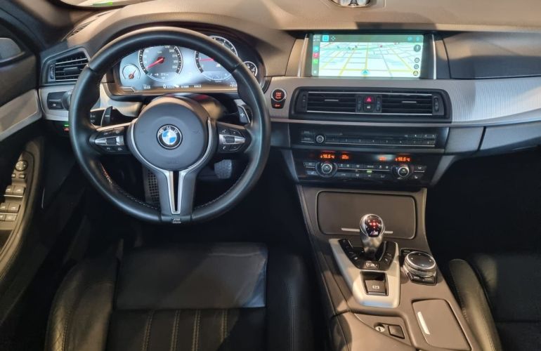 BMW M5 4.4 V8 32v - Foto #6