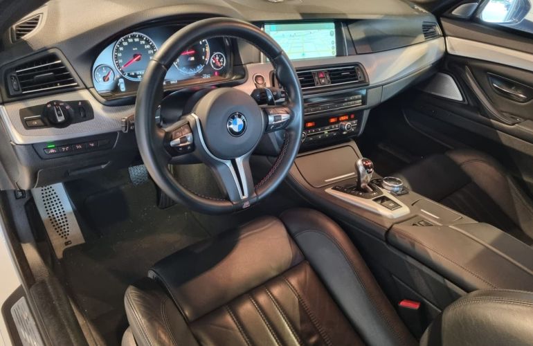 BMW M5 4.4 V8 32v - Foto #8