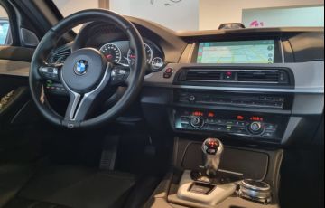 BMW M5 4.4 V8 32v - Foto #9