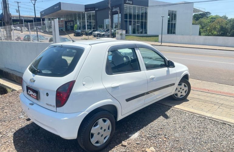 Chevrolet Celta Super 1.0 VHC (Flex) 4p - Foto #4
