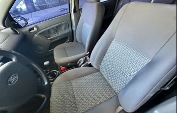 Ford Fiesta Sedan 1.6 (Flex) - Foto #5