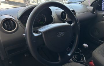 Ford Fiesta Sedan 1.6 (Flex) - Foto #8