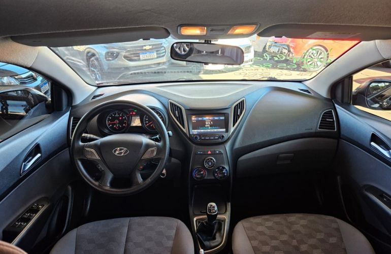 Hyundai HB20S 1.6 Comfort Plus - Foto #3