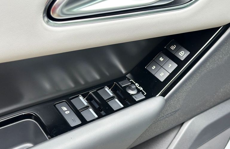 Land Rover Range Rover Velar 2.0 P404 Phev R-dynamic Hse - Foto #9