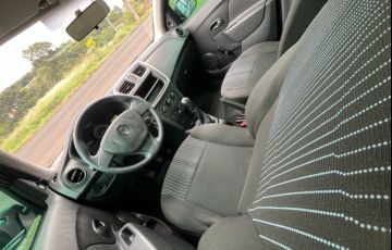 Renault Logan Authentique 1.0 16V (flex) - Foto #9