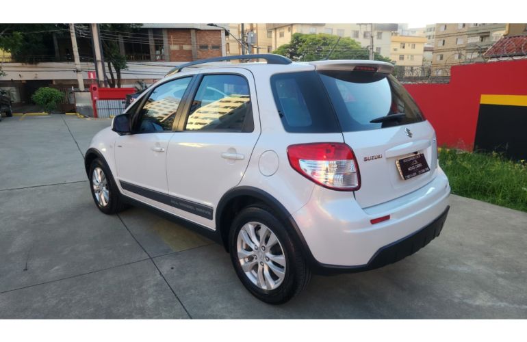 Suzuki Sx4 2.0 4x4 16V Gasolina 4p Automático - Foto #4