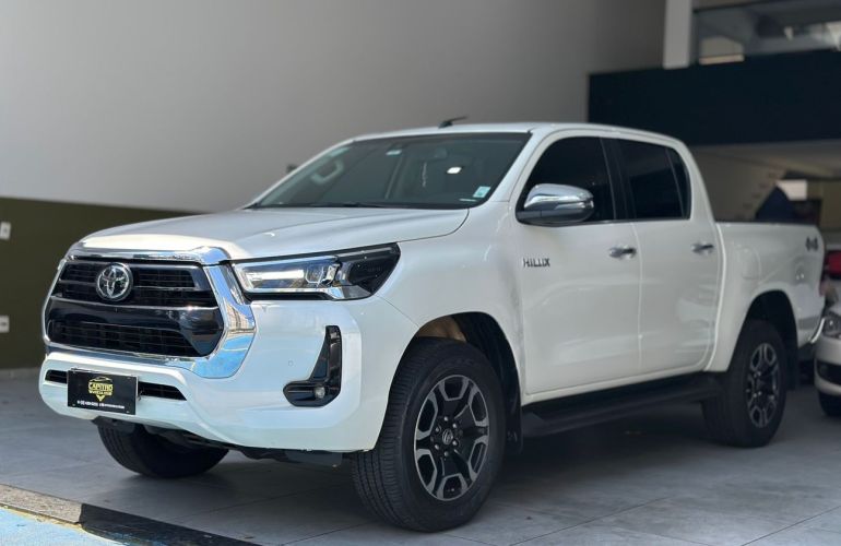 Toyota Hilux 2.8 Srx 4x4 CD 16v - Foto #3