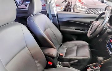 Toyota Yaris 1.5 16V Sedan Xls Connect Multidrive - Foto #10