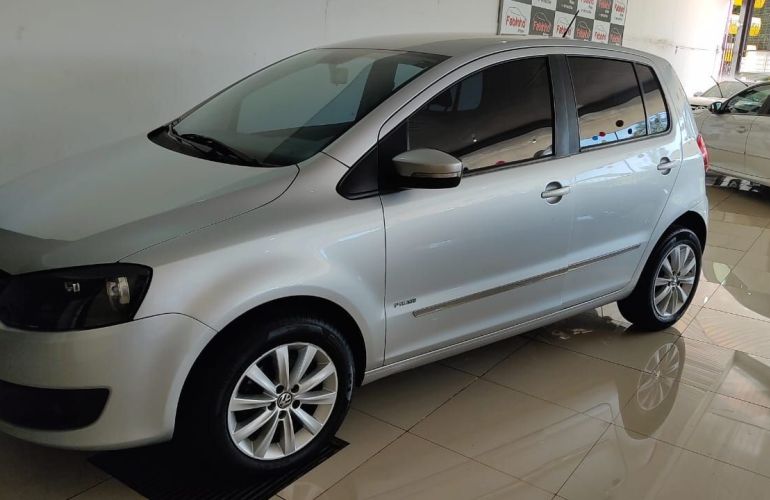 Volkswagen Fox 1.0 Mi 8v - Foto #1