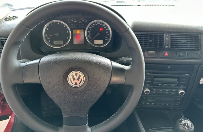 Volkswagen Golf  Sportline 1.6 VHT Total (Flex) - Foto #9