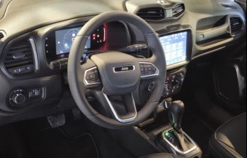 Jeep Renegade 1.3 T270 Turbo Longitude - Foto #6