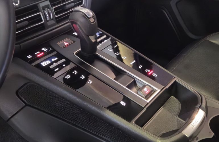 Porsche Macan 2.0 Turbo Pdk - Foto #9