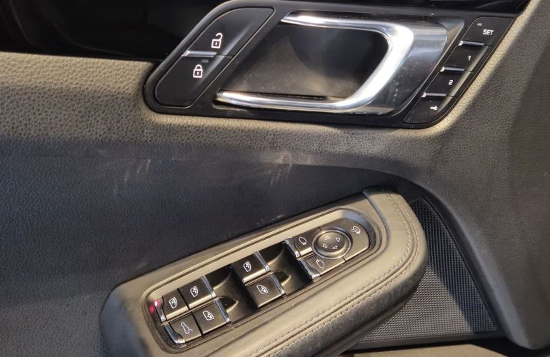 Porsche Macan 2.0 Turbo Pdk - Foto #10