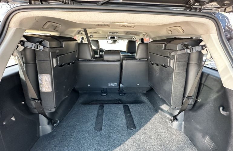 Toyota SW4 2.8 TDI SRX 7L 4x4 (Aut) - Foto #10
