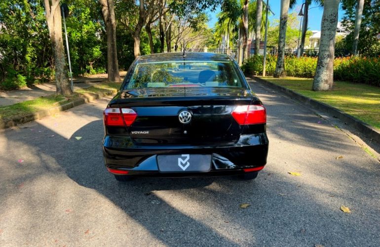 Volkswagen Voyage 1.6 Msi Totalflex 4p Manual - Foto #5