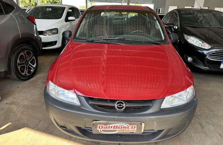 Chevrolet Celta 1.0 VHC 4p - Foto #2