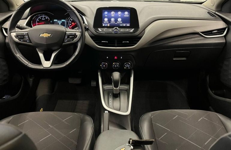 Chevrolet Onix 1.0 Turbo Premier - Foto #8
