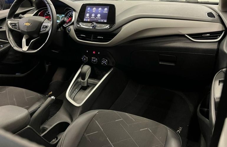Chevrolet Onix 1.0 Turbo Premier - Foto #9