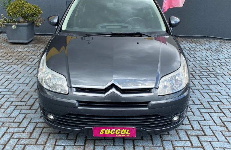 Citroën C4 GLX 1.6 (flex) - Foto #2