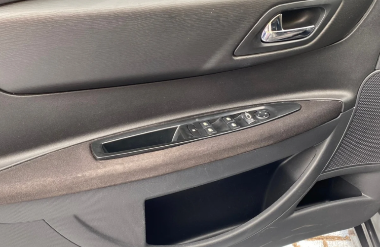 Citroën C4 GLX 1.6 (flex) - Foto #5