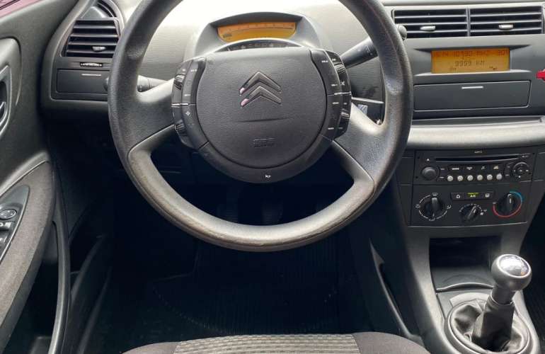 Citroën C4 GLX 1.6 (flex) - Foto #6