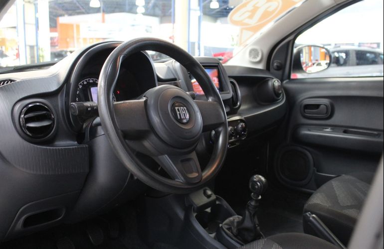Fiat Mobi 1.0 8V Evo Like - Foto #4