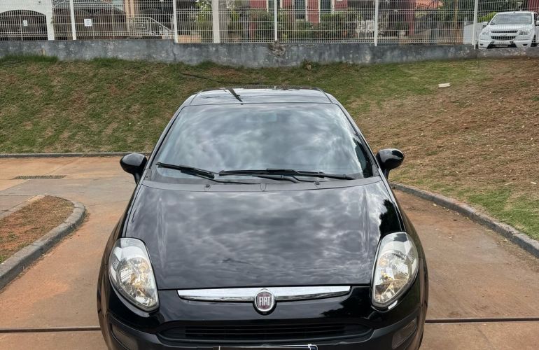 Fiat Punto 1.4 Attractive 8v - Foto #1