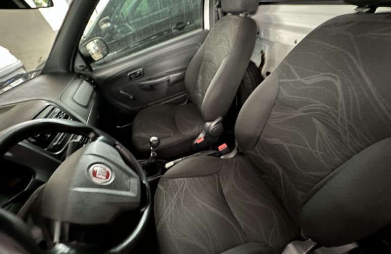 Fiat Strada 1.4 CS Hard Working - Foto #6