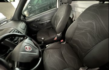 Fiat Strada 1.4 CS Hard Working - Foto #6