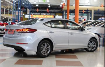 Hyundai Elantra 2.0 16v - Foto #2