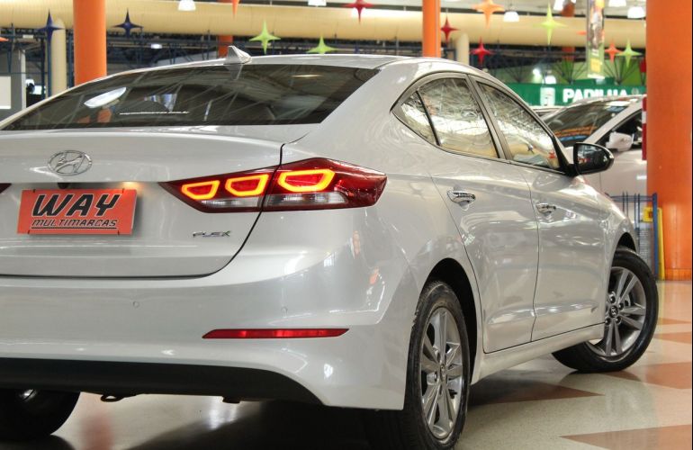 Hyundai Elantra 2.0 16v - Foto #7