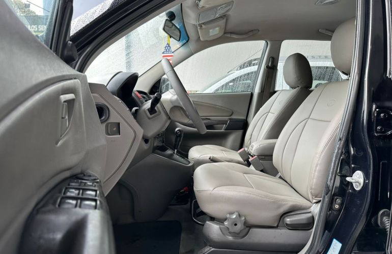 Hyundai Tucson 2.0 MPFi GLS 16V 143cv 2wd - Foto #8
