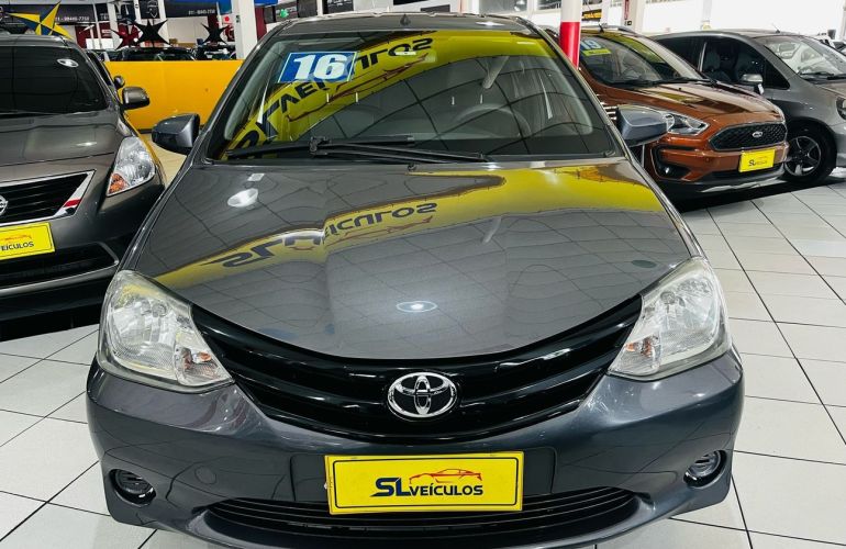 Toyota Etios 1.5 Xs Sedan 16v - Foto #2