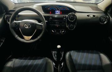 Toyota Etios 1.5 Xs Sedan 16v - Foto #8