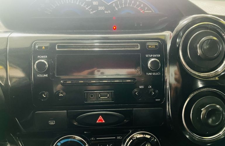 Toyota Etios 1.5 Xs Sedan 16v - Foto #9