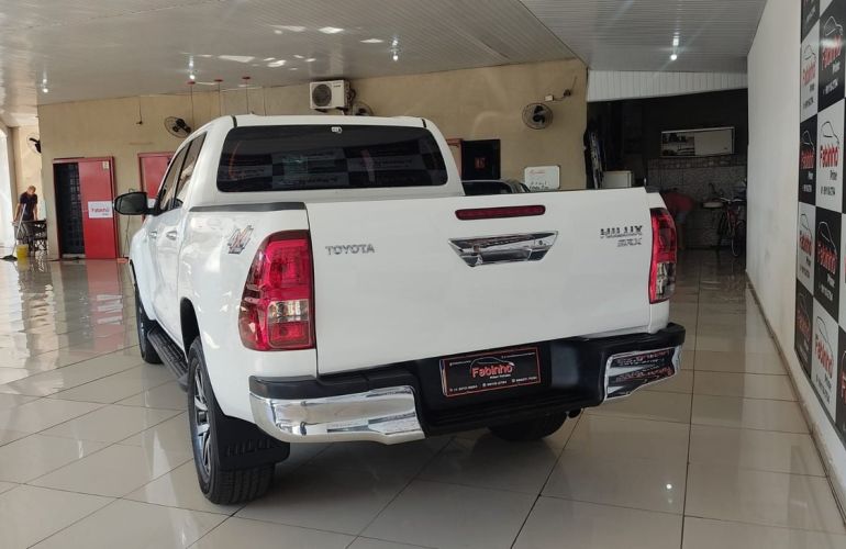 Toyota Hilux 2.8 Srv 4x4 CD 16v - Foto #6
