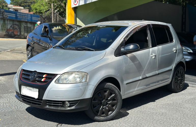 Volkswagen Fox 1.0 Mi Trend 8v - Foto #1