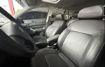 Volkswagen Golf  Sportline 1.6 VHT Total (Flex) - Foto #4